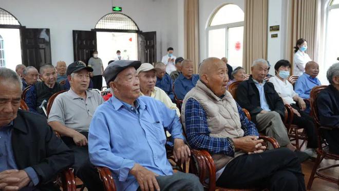 金年会官网关爱银龄口腔安康众迪口腔在动作(图2)